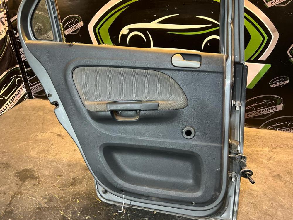 TAPIZADO PUERTA TRASERA IZQUIERDA VOLKSWAGEN VOYAGE 1.6