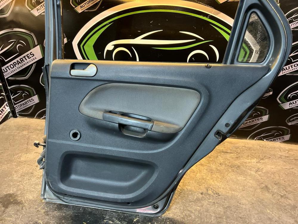 TAPIZADO PUERTA TRASERA DERECHA VOLKSWAGEN VOYAGE 1.6