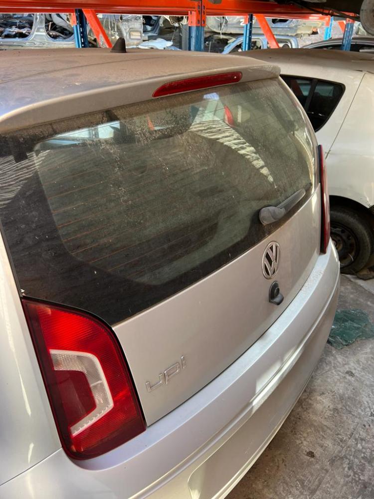 PORTON TRASERO VOLKSWAGEN MOVE UP 1.0 MPI