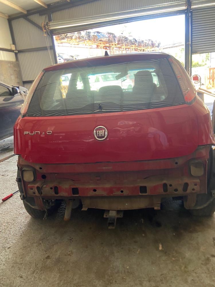 PORTON TRASERO FIAT PUNTO ATTRACTIVE 1.4