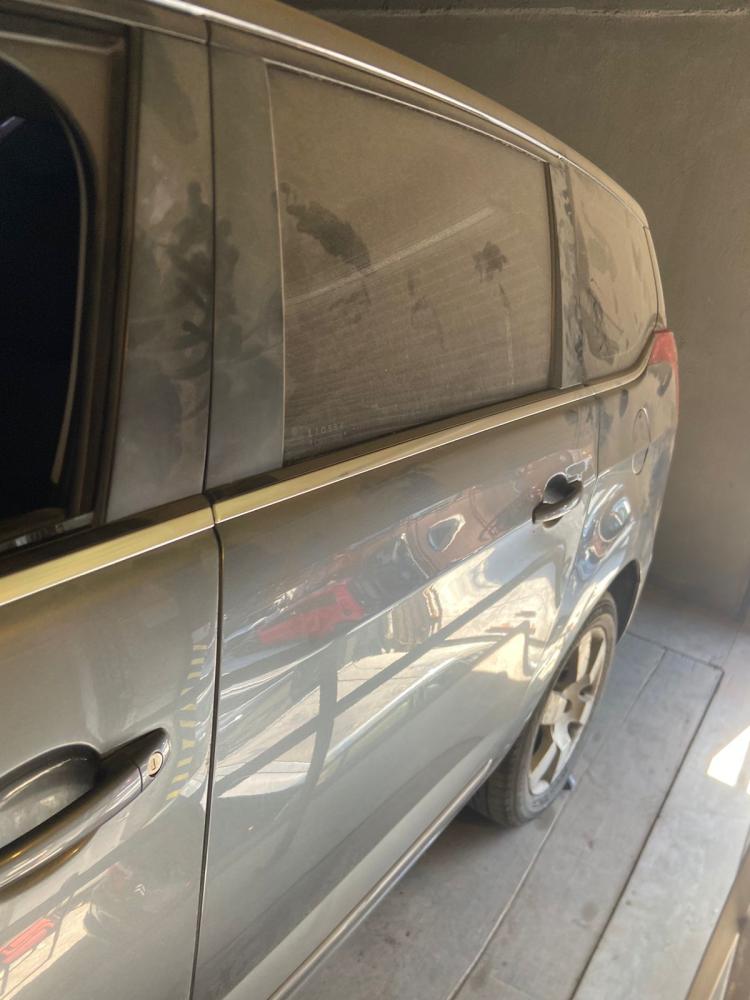 PUERTA TRASERA IZQUIERDA PEUGEOT 5008 ALLURE
