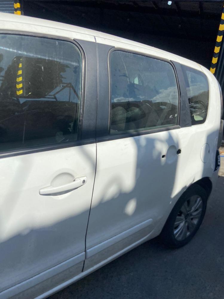 PUERTA TRASERA IZQUIERDA CITROEN C3 PICASSO