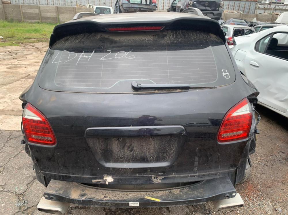 PORTON TRASERO PORSCHE CAYENNE HYBRID T/T