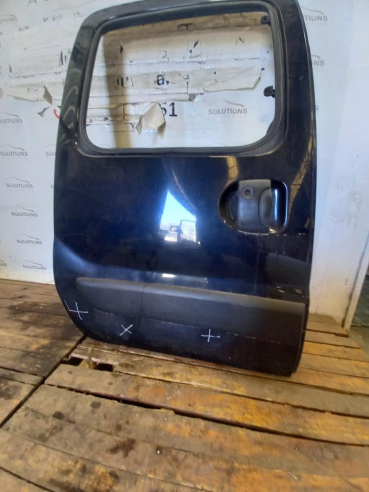 PUERTA TRASERA DERECHA RENAULT KANGOO 1.6 2015