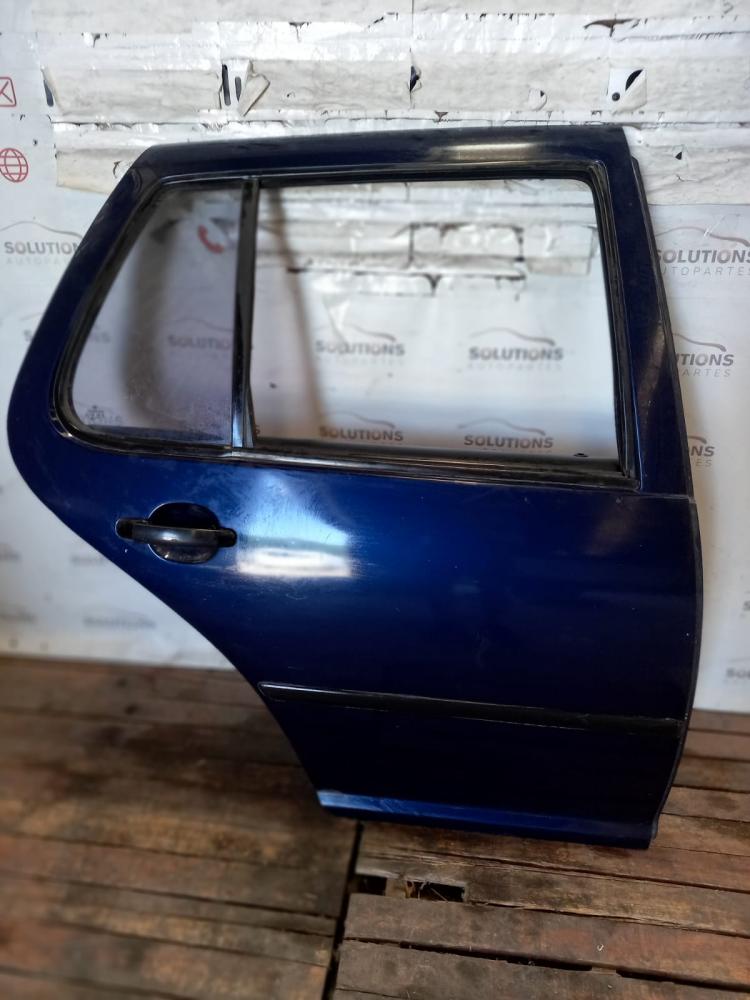 PUERTA TRASERA DERECHA VOLKSWAGEN GOLF 1.6 2006