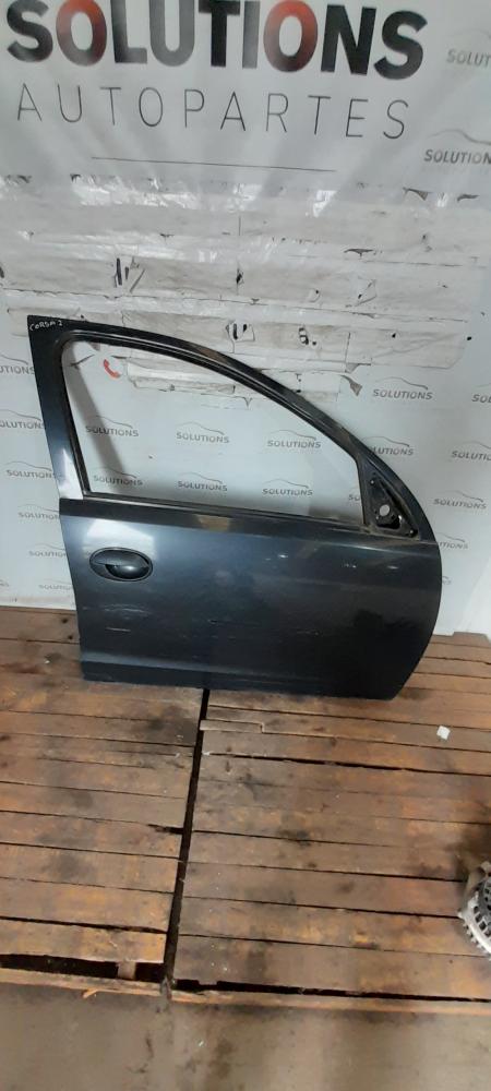 PUERTA DELANTERA DERECHA CHEVROLET CORSA 2 1.8 EASYTRONIC