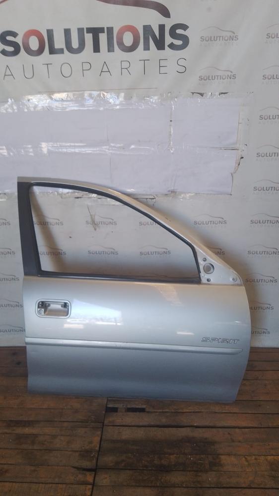 PUERTA DELANTERA DERECHA CHEVROLET CLASSIC 4PTAS LT