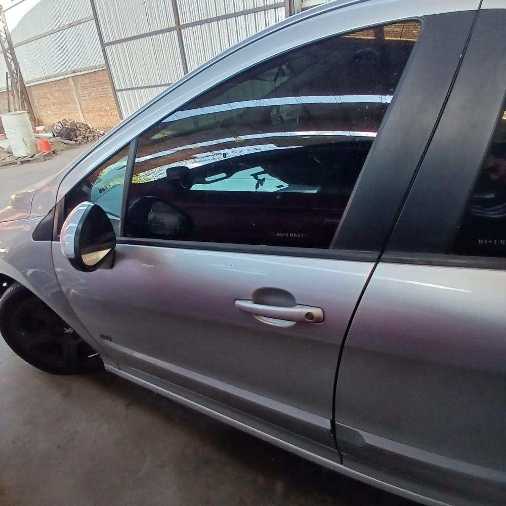 PUERTA DELANTERA IZQUIERDA PEUGEOT 308 GTI 200 CV