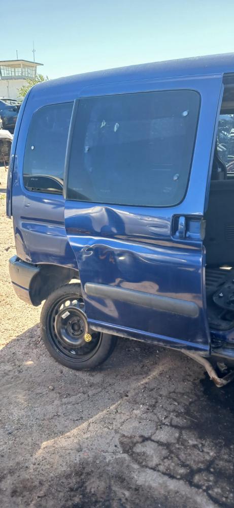 PUERTA TRASERA DERECHA CITROEN BERLINGO