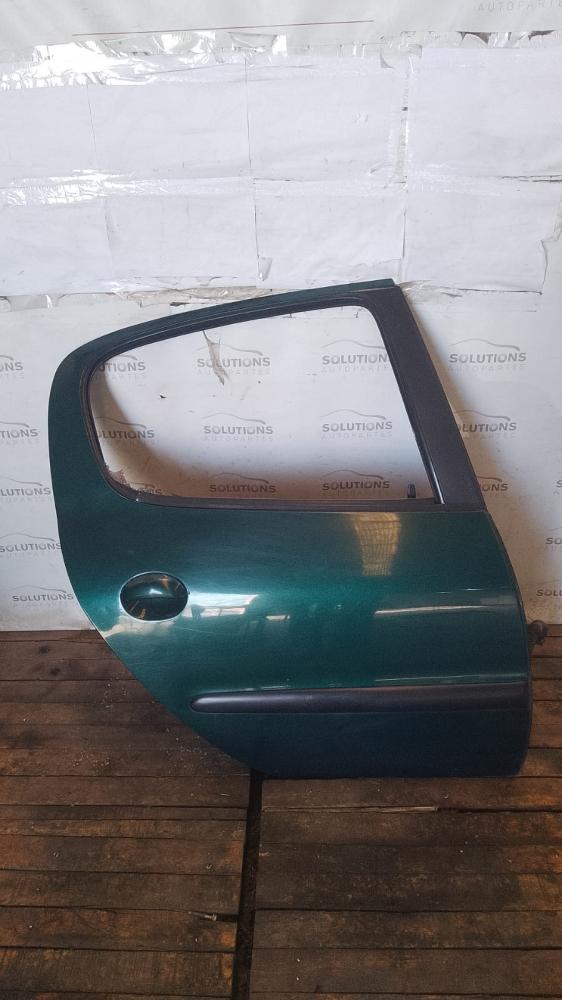 PUERTA TRASERA DERECHA PEUGEOT 206 1.6