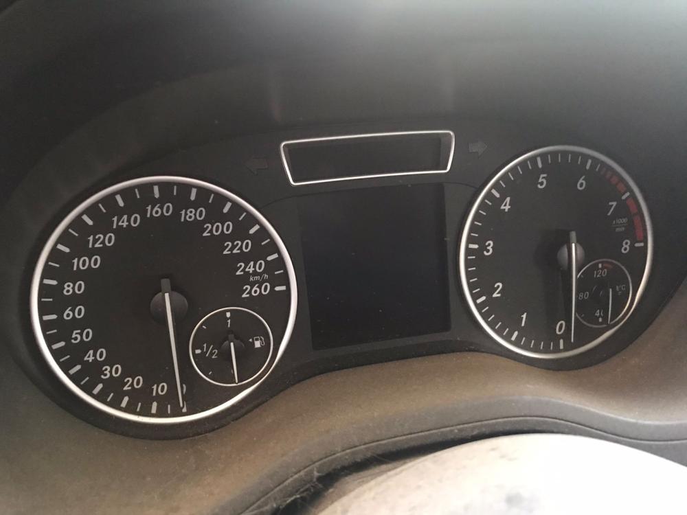 INSTRUMENTAL DE TABLERO MERCEDES BENZ B200