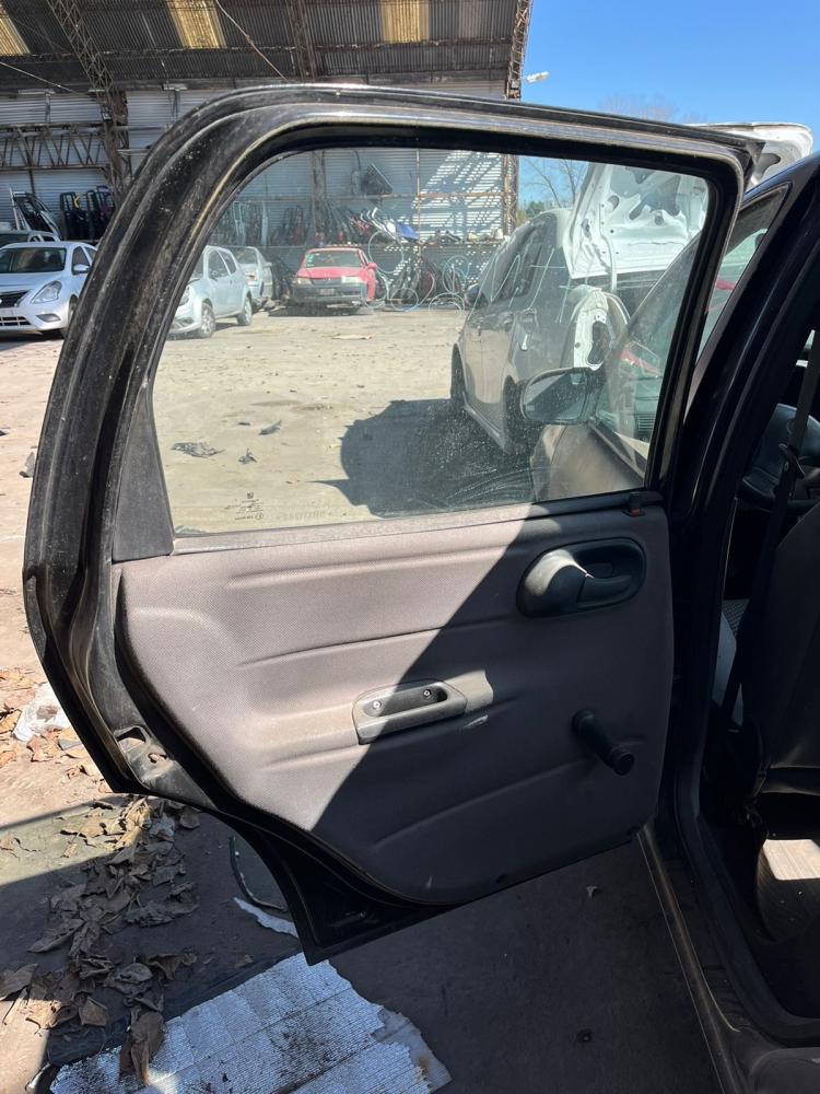 PUERTA TRASERA IZQUIERDA CHEVROLET CORSA CLASSIC 1.6N