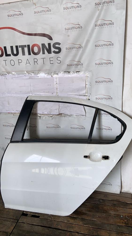 PUERTA TRASERA IZQUIERDA PEUGEOT 408 ALLURE+ HDI