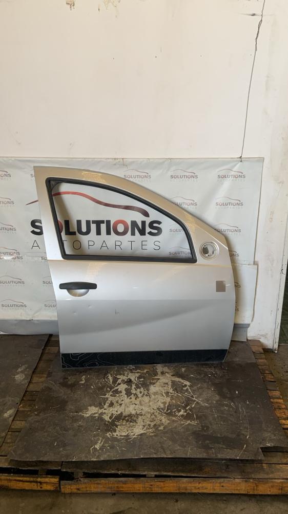 PUERTA DELANTERA DERECHA RENAULT DUSTER