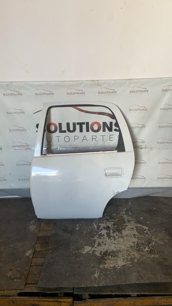 PUERTA TRASERA IZQUIERDA CHEVROLET CLASSIC 4P LS