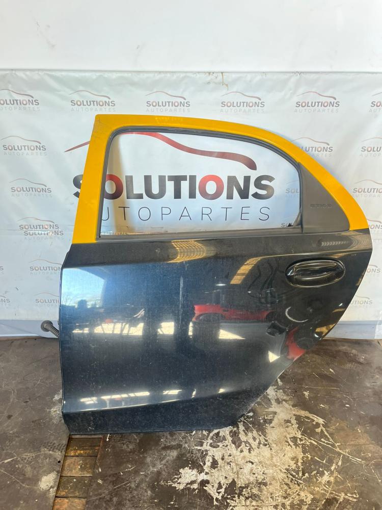 PUERTA TRASERA IZQUIERDA TOYOTA ETIOS