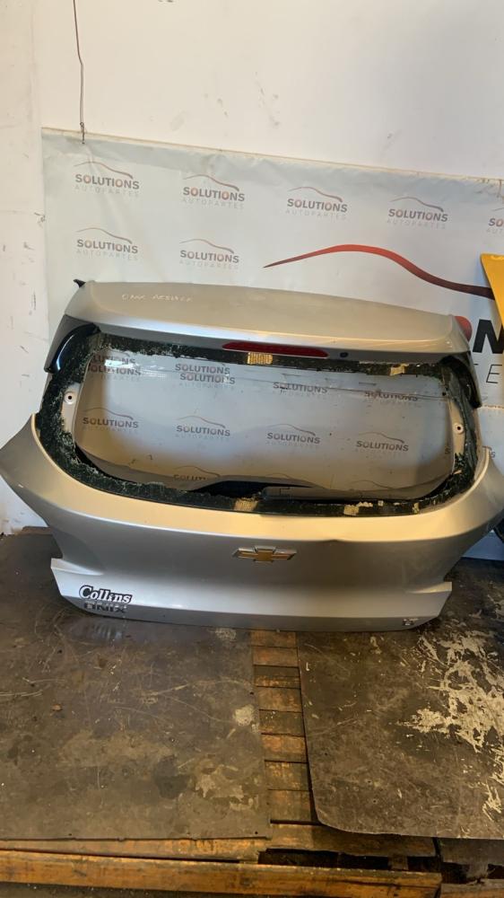PORTON TRASERO CHEVROLET ONIX
