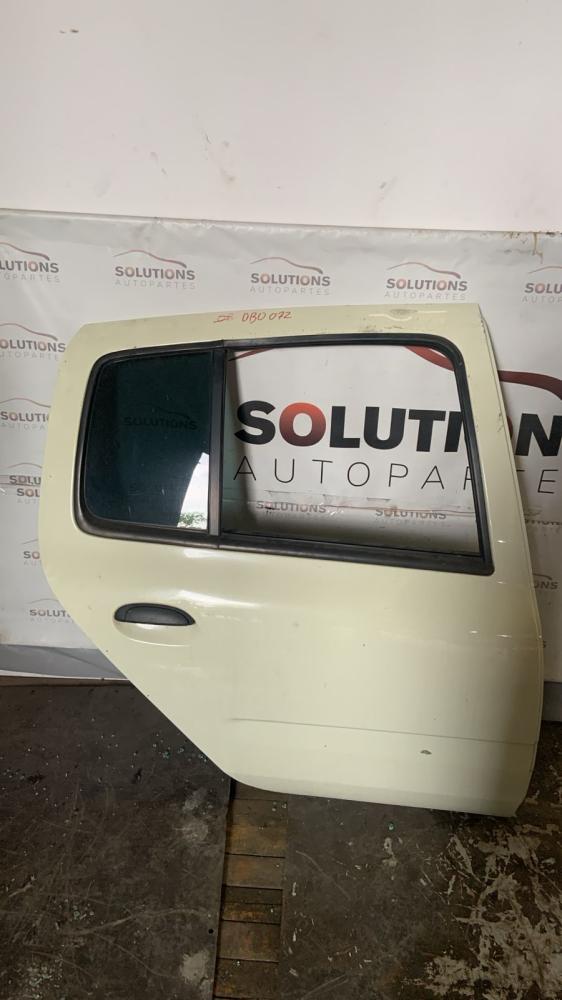 PUERTA TRASERA DERECHA RENAULT CLIO MIO