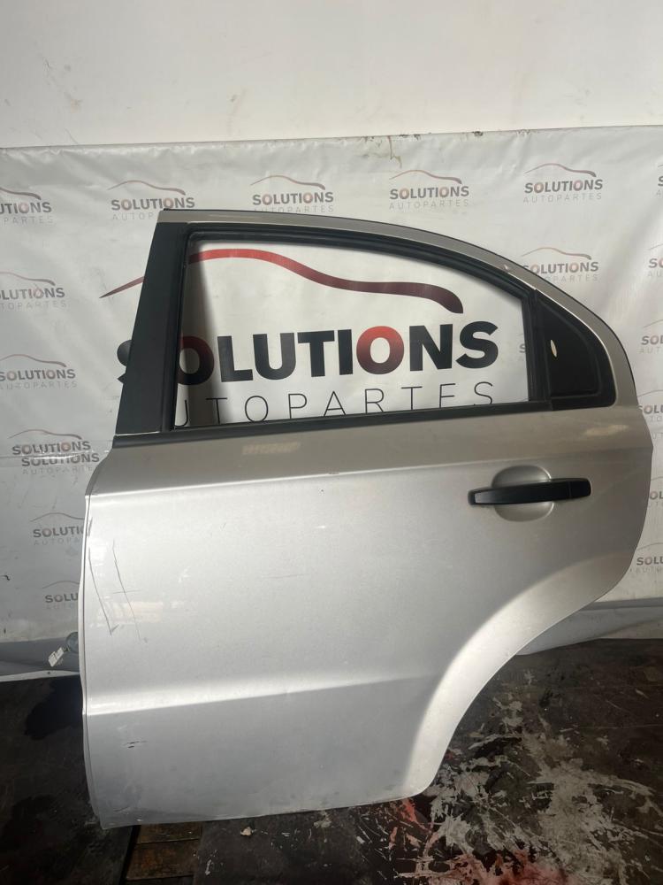 PUERTA TRASERA IZQUIERDA CHEVROLET AVEO G3