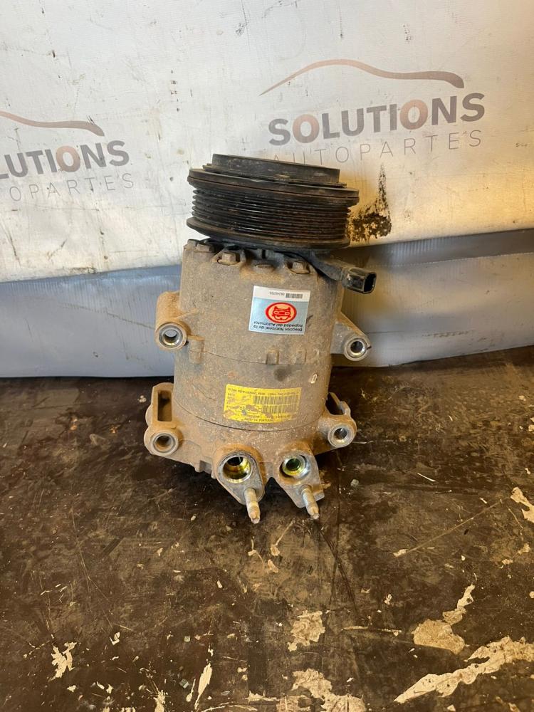 COMPRESOR DE AIRE ACONDICIONADO FORD FIESTA