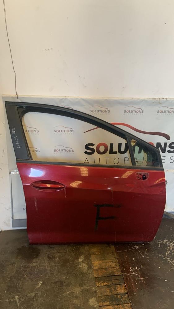 PUERTA DELANTERA DERECHA CHEVROLET CRUZE