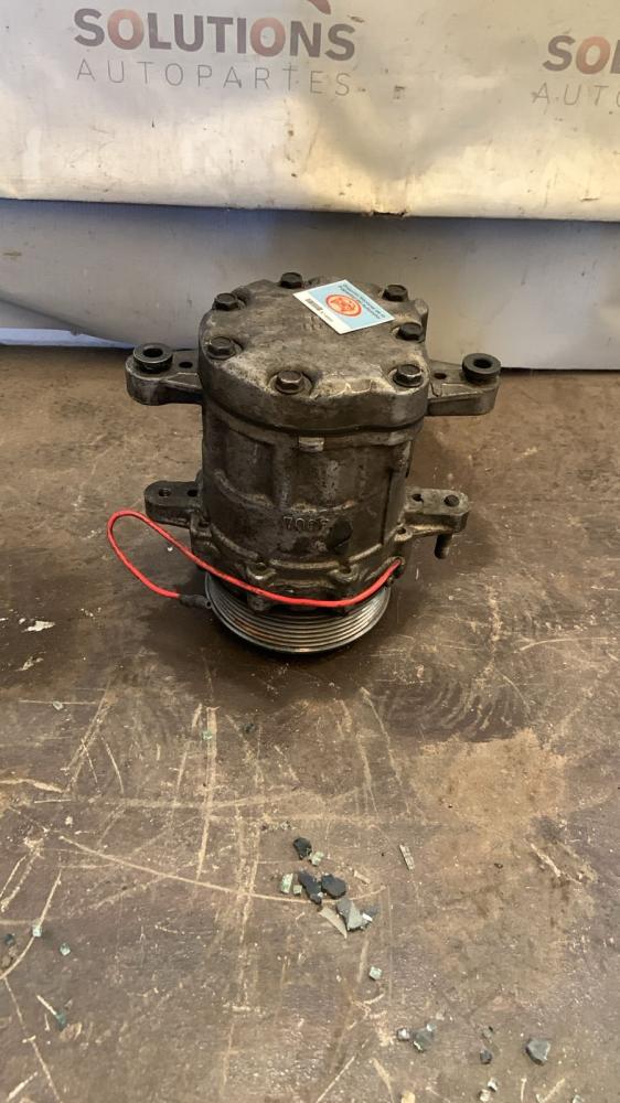 COMPRESOR DE AIRE ACONDICIONADO RENAULT CLIO