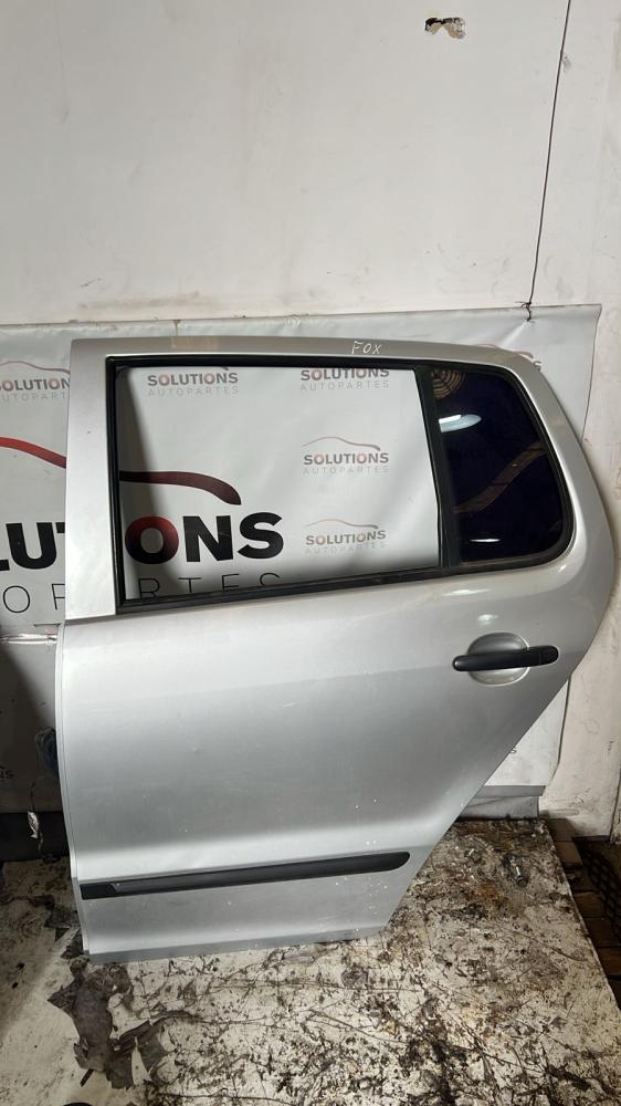 PUERTA TRASERA IZQUIERDA VOLKSWAGEN FOX 1.6