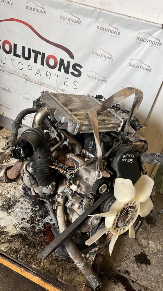 MOTOR SEMI ARMADO TOYOTA HILUX