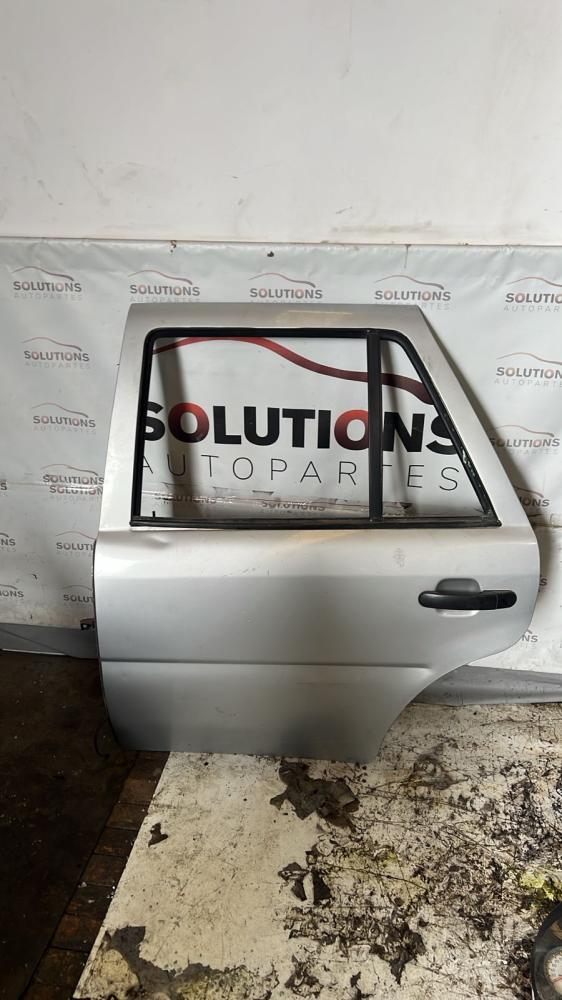 PUERTA TRASERA IZQUIERDA VOLKSWAGEN GOL COUNTRY