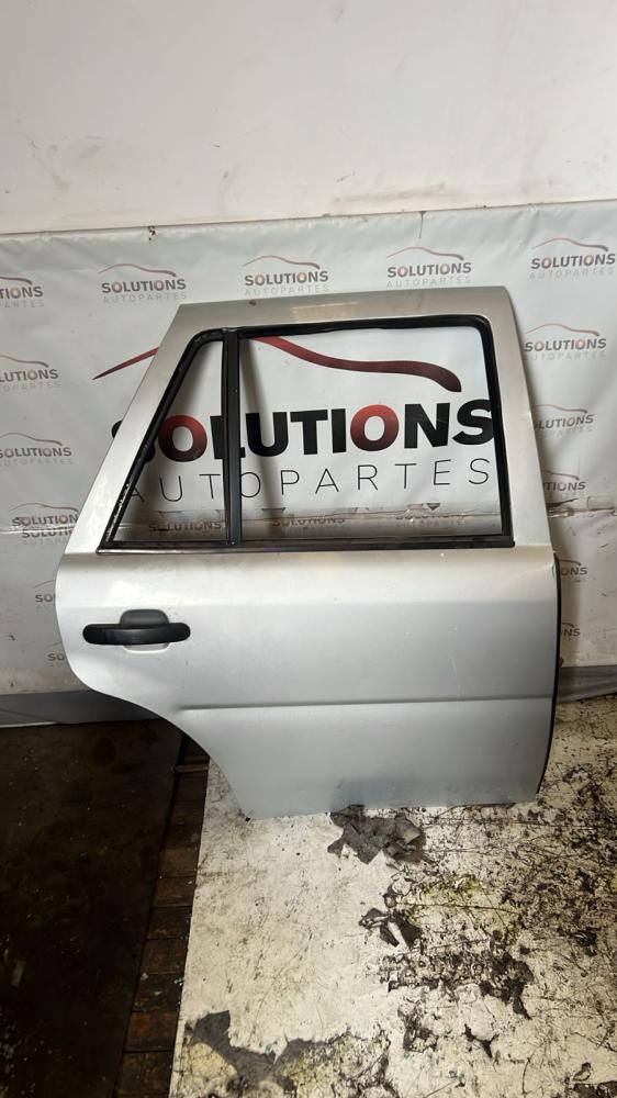 PUERTA TRASERA DERECHA VOLKSWAGEN GOL COUNTRY