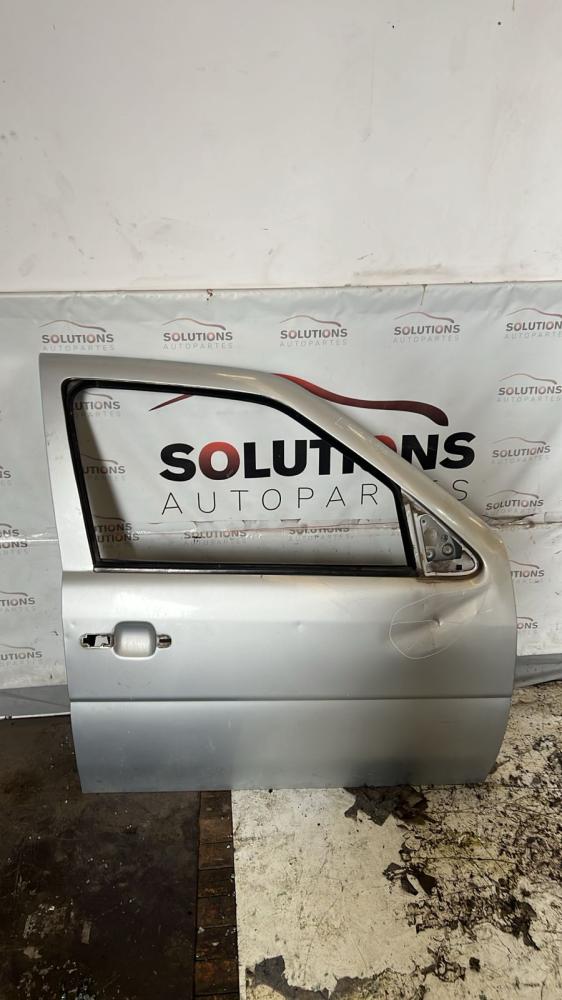 PUERTA DELANTERA DERECHA VOLKSWAGEN GOL COUNTRY