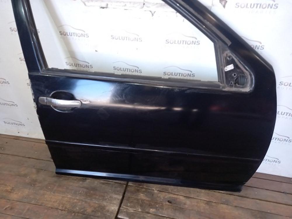 PUERTA DELANTERA DERECHA VOLKSWAGEN BORA 1.8T 2010