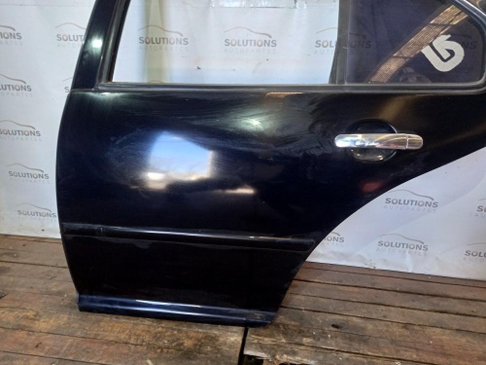 PUERTA TRASERA IZQUIERDA VOLKSWAGEN BORA 1.8T 2010