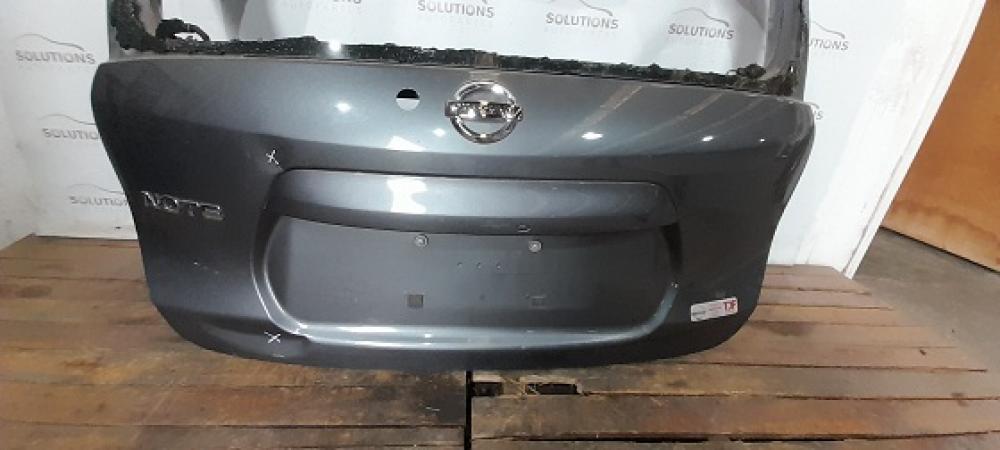 PORTON TRASERO NISSAN NOTE 1.6 2017