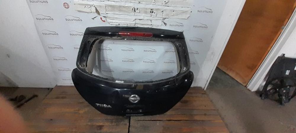 PORTON TRASERO NISSAN TIIDA 1.8 6MT 2010