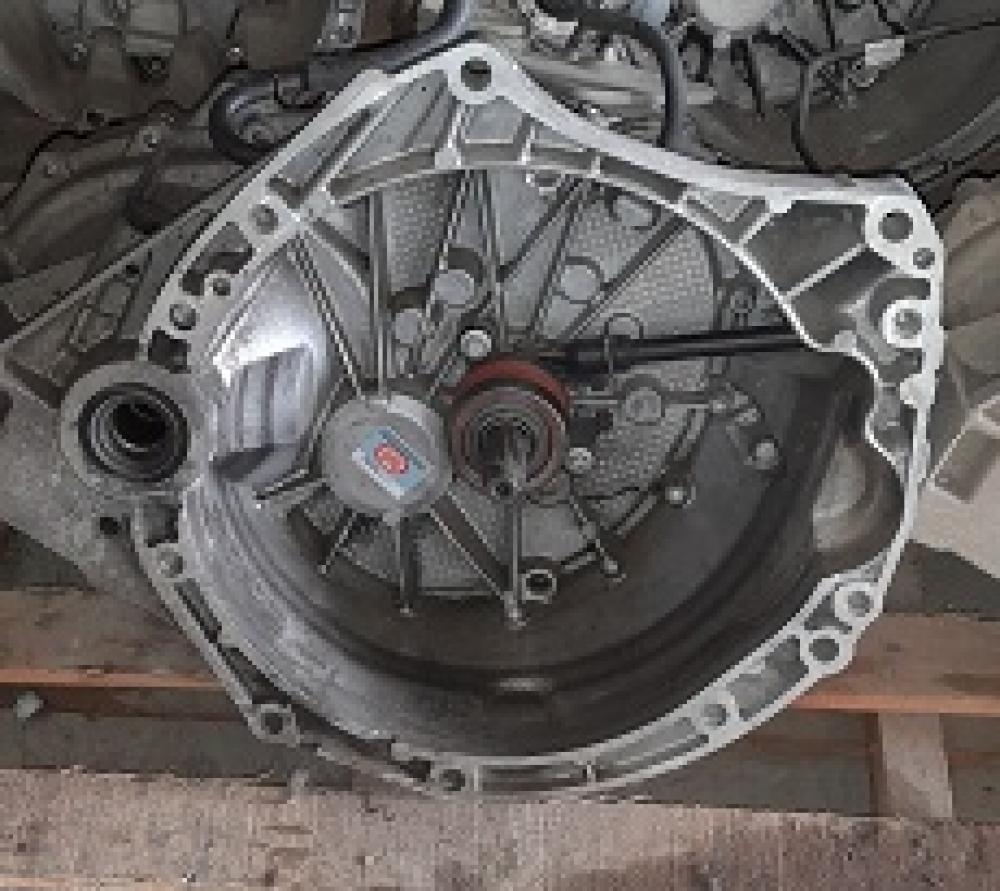 CAJA DE VELOCIDADES NISSAN TIIDA 1.8 6MT