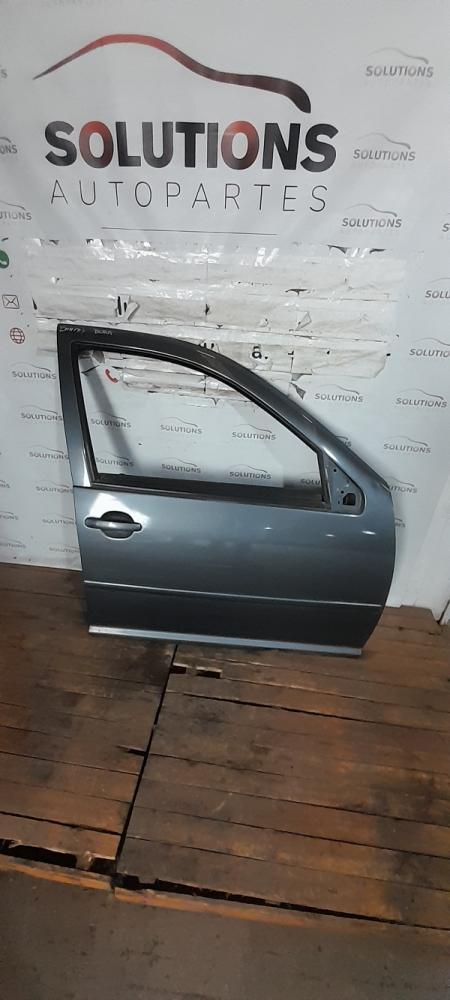 PUERTA DELANTERA DERECHA VOLKSWAGEN BORA 2.0 2009